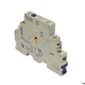 telemecanique-GV2-AM11-auxiliary-contact-block-(used)