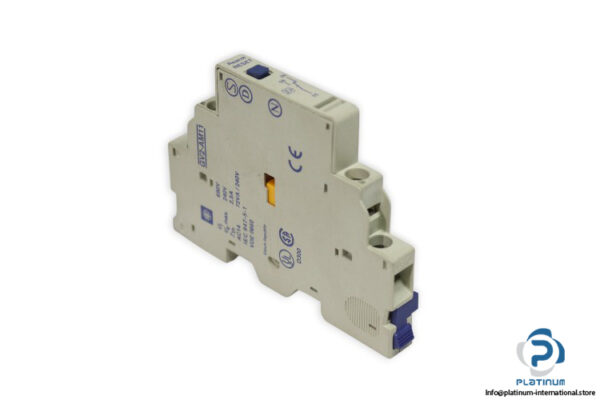 telemecanique-GV2-AM11-auxiliary-contact-block-(used)