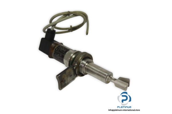 vega-vegaswing-51-vibrating-level-switch-for-liquid-(used)