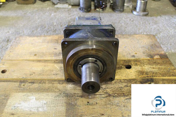 alpha-spk-180-mf2-10-11_130s03-hypoid-gearboxe-1