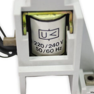 bticino-9M_220-undervoltage-relay-module-(new)-1