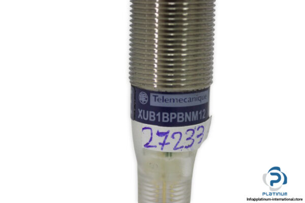 telemecanique-XUB1BPBNM12-photoelectric-sensor-(new)-1