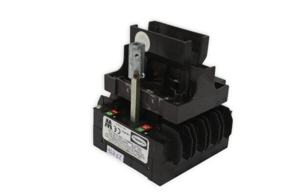 watford_hubbell-UFS32-switch-disconnector-fuse-(new)-1