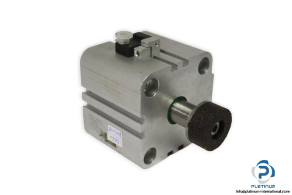 festo-195835-compact-cylinder-(new)