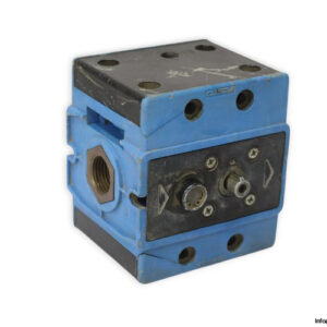 festo-10420-pneumatic-valve-(used)