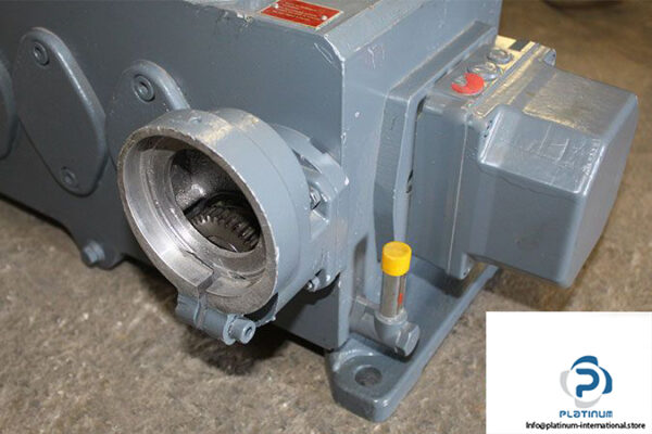 piv-r2-gear-reducer-2