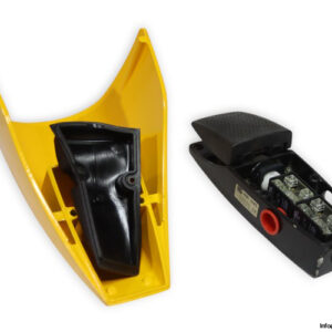 rs-208-3265-foot-switch-new-2