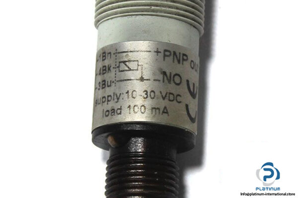 micro-detectors-ssr_ap-0e-photoelectric-sensor-3