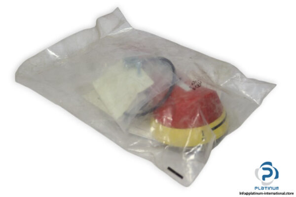 socomec-SOC14242111-external-front-handle-new