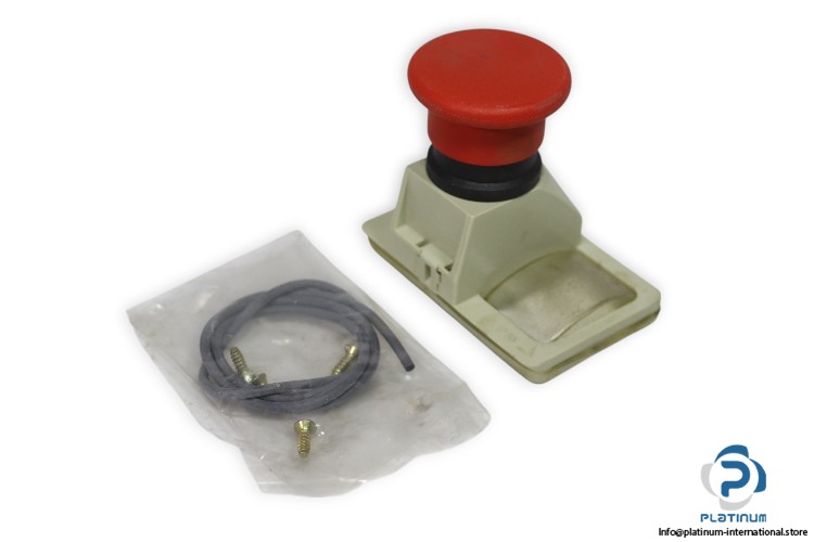 telemecanique-GV2-K011-emergency-stop-pushbutton-new