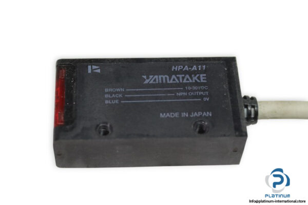 yamatake-HPA-A11-self-contained-photoelectric-sensor-used-2