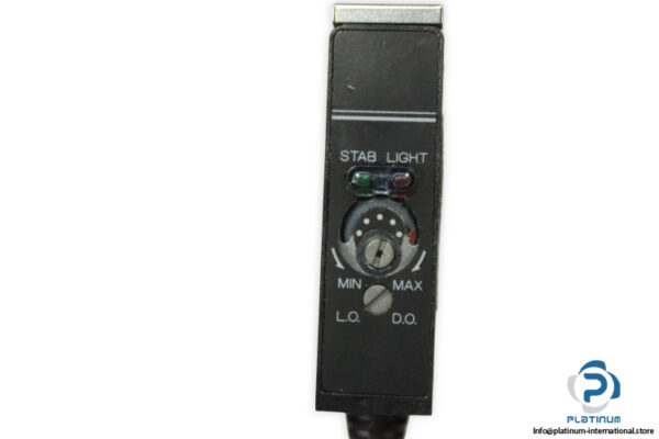 yamatake-HPA-P11-photoelectric-microswitch-sensor-used-2