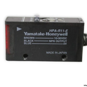 yamatake-HPA-R11-E-photoelectric-microswitch-sensor-used-1
