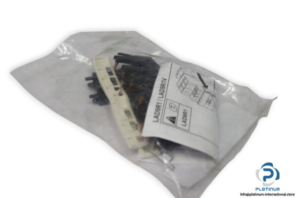 schneider-LAD9R1V-reversing-switch-kit-(new)