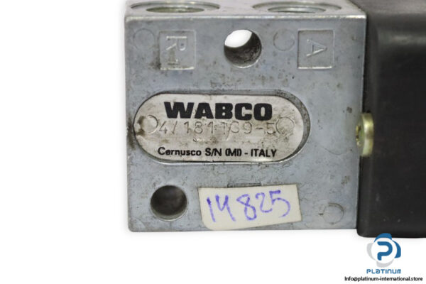 wabco-4_1811_39-50-pneumatic-valve-(used)-1