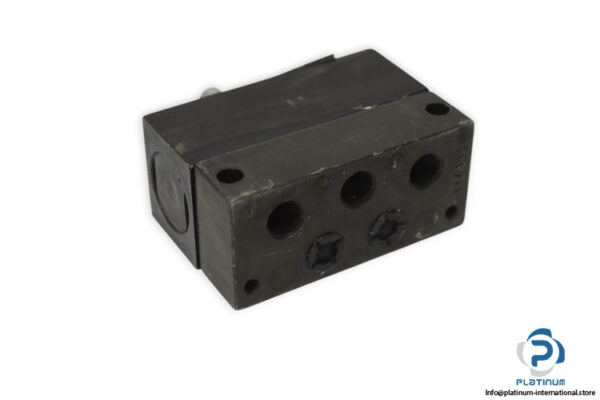 mecman-A-413_15-pneumatic-valve-(used)-1