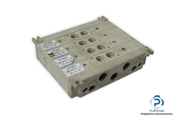 univer-GP-6100-threaded-end-plate-used