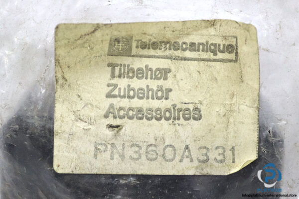 telemecanique-PN360A331-hydraulic-port-adapter-block-new-1