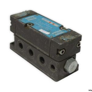 atlas-copco-VB25-0-0-1-pneumatic-directional-control-valve-used