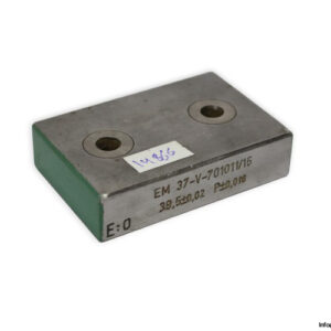 EM-37-V-701011_15-precision-ground-alignment-block-used