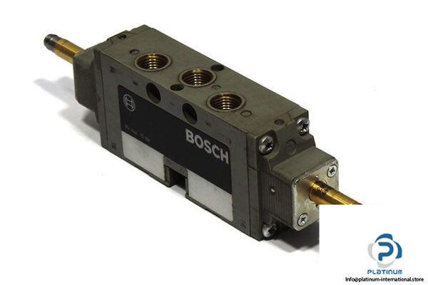 bosch-0-820-023-501-double-solenoid-valve
