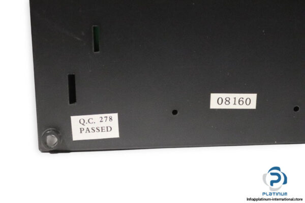 steca-SOLSUM-8.8C-solar-charge-controller-(new)-2