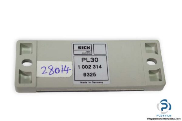 sick-PL30-reflector-(new)-1
