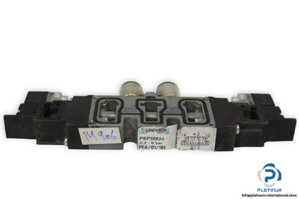 univer-PSP36624-plug-in-solenoid-valve-(used)-1