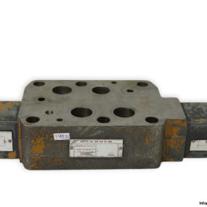 rexroth-Z-2FS-22_S2-throttle-check-valve-used-1