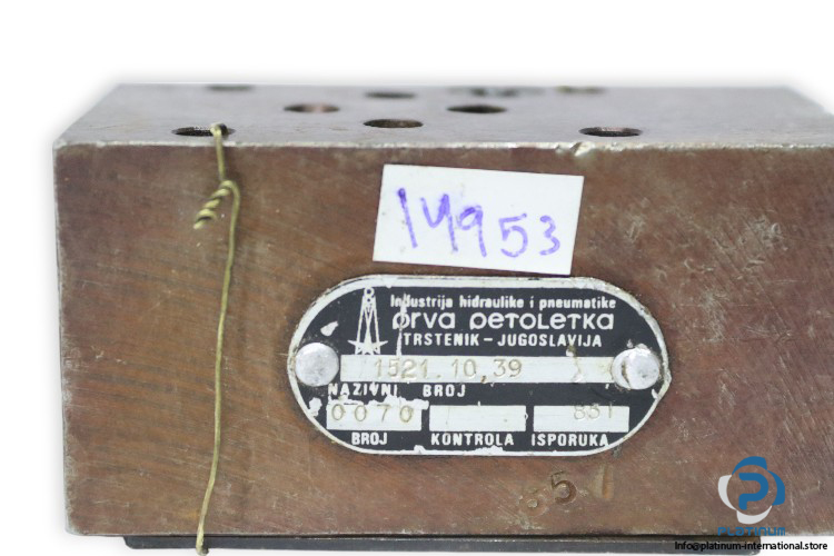 prva-petoletka-1521-10-39-hydraulic-pressure-relief-valve-used-1