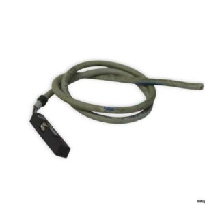 festo-SME-8M-DS-24V-K-0.3-M8D-proximity-sensor-(used)