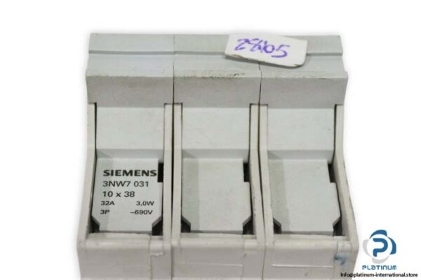 siemens-3NW7-031-cylindrical-fuse-holder-(used)-1
