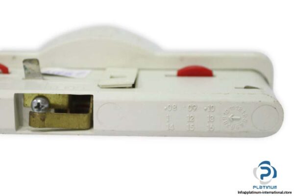 fosnova-253-electrical-adaptor-(used)-1