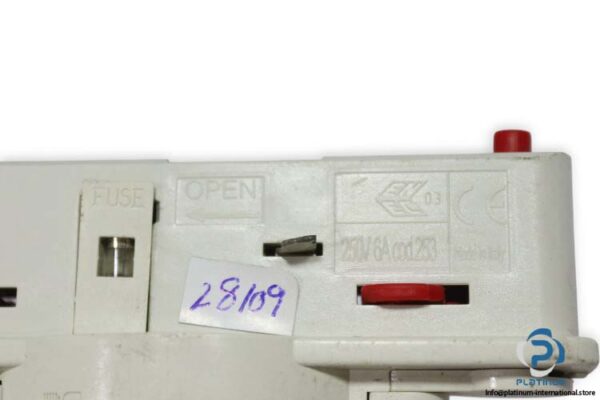 fosnova-253-electrical-adaptor-(used)-3