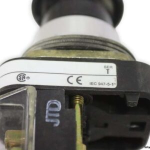 allen-bradley-800T-FXTD4-push-button-(new)-3