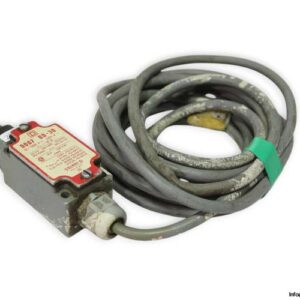 square-d-9007-BD-30-limit-switch-(used)