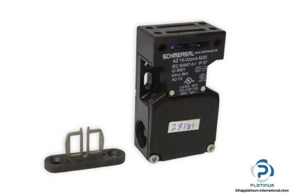 schmersal-AZ-16-02ZVRK-M20-safety-switch-(new)