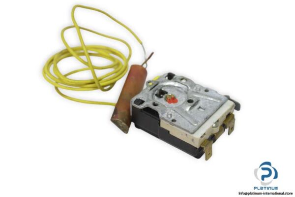 716-F-1798-thermostat-(used)-1