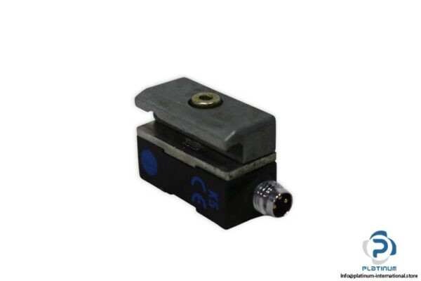 festo-SMTO-1-PS-S-LED-24C-proximity-sensor-with-base-(used)