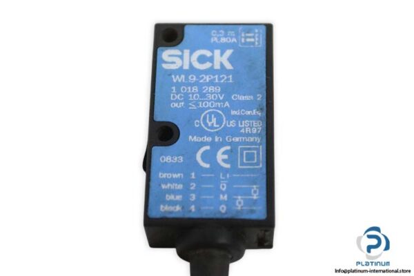 sick-WL9-2P121-photoelectric-retro-reflective-sensor-(used)-2