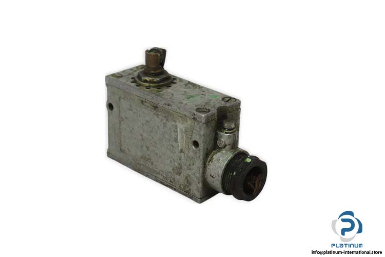 robotron-AF1.E1_1-micro-switch-(used)