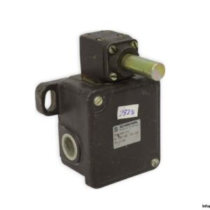 schmersal-T2R-442-11X-limit-switch-(used)