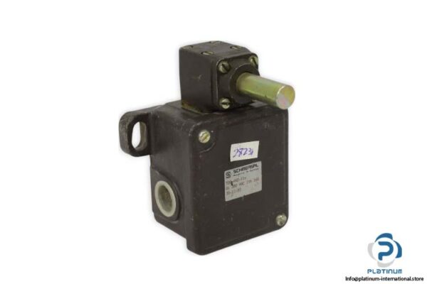 schmersal-T2R-442-11X-limit-switch-(used)