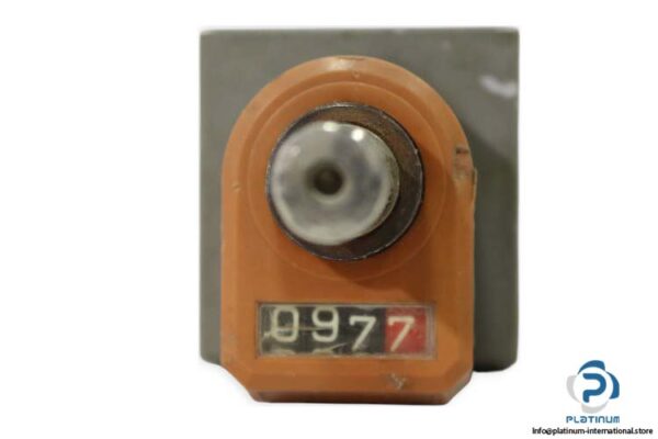 elesa-DD51-FR-002-5-D-AR-digital-position-indicator-(used)-2