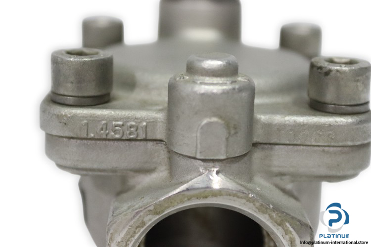 1.4581-pneumatic-solenoid-valve-(used)-2