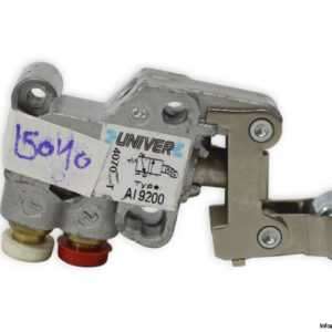 univer-AI9200-roller-lever-valve-(used)-1