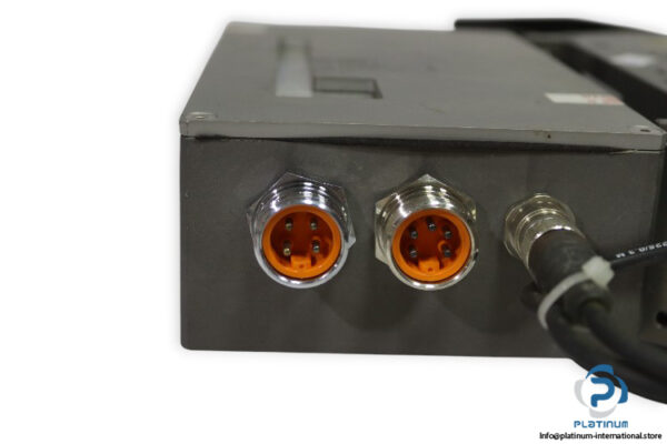 applied-robotics-S3.1R-P-2PNP-M8-B-080-A000-robot-adaptor-new-4