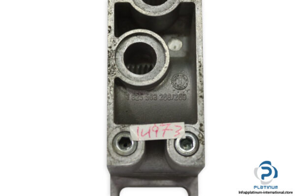 bosch-A-C2_D1_P3-label-paddle-for-a-bottle-body-new-1