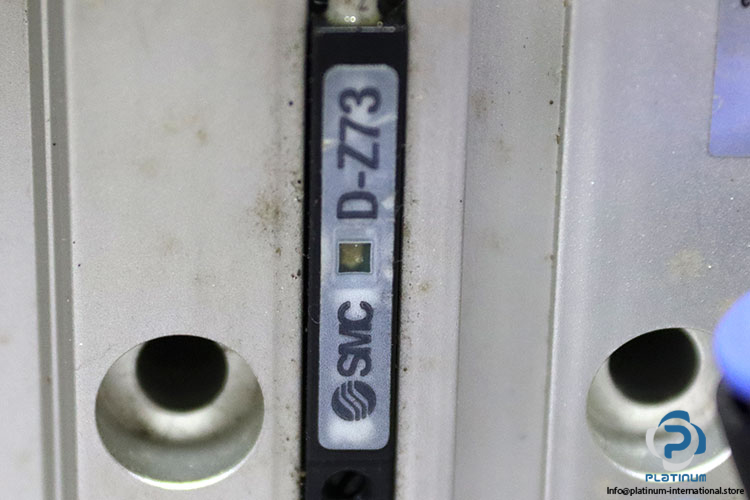 smc-MGPL20-100-compact-guide-cylinder-used-6