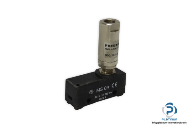 pizzato-MS-09-microswitch-with-threaded-plunger-used